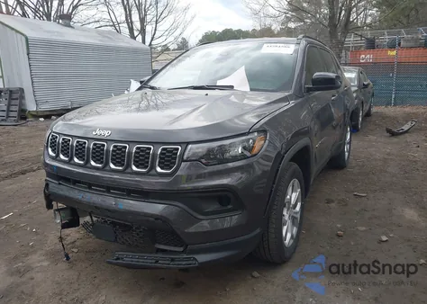 2024 Jeep Compass Latitude 4X4 from USA, damaged, VIN 3C4NJDBN5RT138796